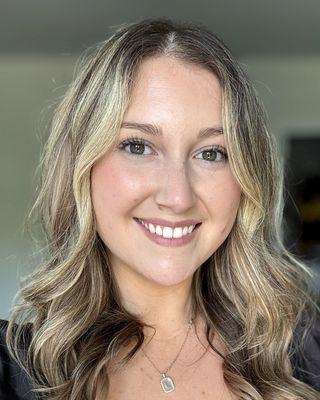 Photo of Izabella Coles, Licensed Social Worker, LSW, MSW, MPH