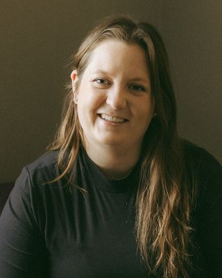 Photo of Samantha Gibson, Registered Psychotherapist, RP, MACP