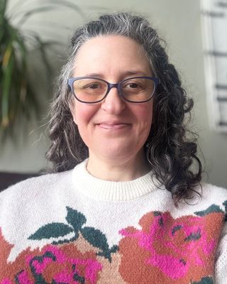 Photo of Leah Platoni, Marriage & Family Therapist, LMFT