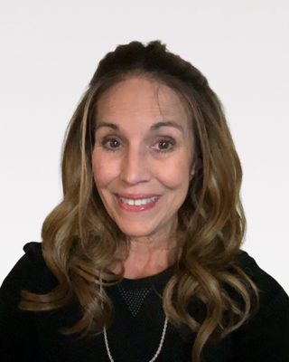Photo of Laura Davis, Psychiatric Nurse Practitioner, PMHNP