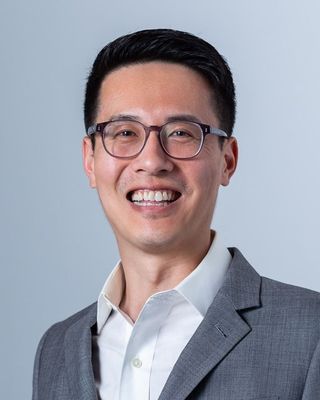 Photo of Dr. Eric Zhou, Psychologist, PhD