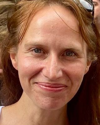 Photo of Jayne Ropelato, Counsellor, MSc, MBACP