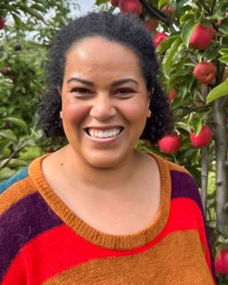 Photo of Janette Branca, Marriage & Family Therapist Associate, MA, LMFTA