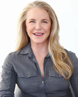 Photo of Jenny Perini, Marriage & Family Therapist, LMFT, MFA