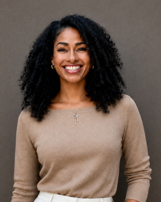 Photo of Taína Daverne Galarza, LMSW