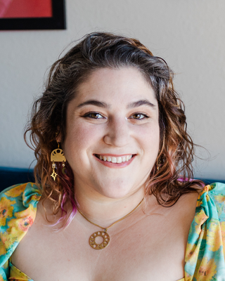 Photo of Juliana Glaser, Marriage & Family Therapist, LMFT