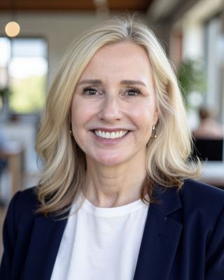 Photo of Dr. Stacey White, Marriage & Family Therapist, PsyD, LMFT