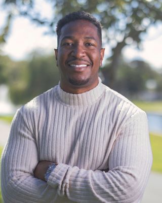 Photo of Royston Lewars, Psychiatric Nurse Practitioner, PMHNP, MSN