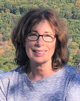 Photo of Elizabeth Weinman, Counselor in Amherst, MA