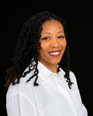 Photo of Kemelle Deeble, Registered Psychotherapist (Qualifying), RPQ
