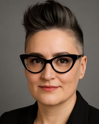 Photo of Jenna DeVore, Clinical Social Work/Therapist, LCSW, LMT, RYT500