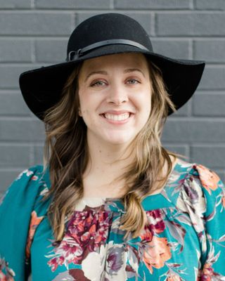 Photo of Samantha Ricard, Marriage & Family Therapist, MS, LMFT