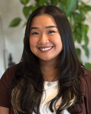 Photo of Vicky Nguyen, Pre-Licensed Professional, APCC