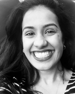 Photo of Rebecca Machado, Psychologist, MPsych, PsyBA - Ed. Psych.