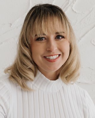 Photo of Katherine MacGregor, Registered Social Worker, MPACS, BSW, RSW