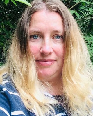 Photo of Cheryl Livesey, Psychotherapist, MSc, MUKCP