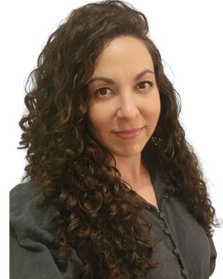 Photo of Dr Simone du Toit, Psychologist, PhD, PsyBA General
