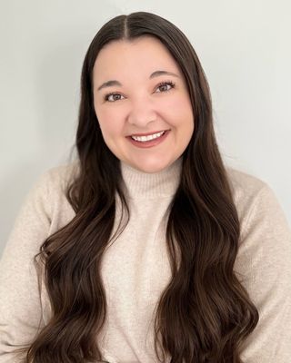 Photo of Taylor Sinton, Clinical Social Work/Therapist, MSW, LICSW