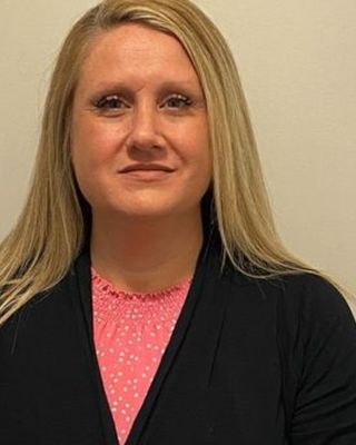 Photo of Meghan McGillis, Master Social Worker, LMSW