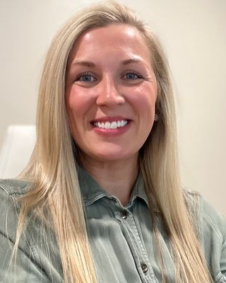 Photo of Elizabeth Knicely, PMHNPBC, Psychiatric Nurse Practitioner