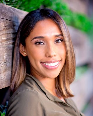 Photo of Gesselle Mayorga, Marriage & Family Therapist, MA, LMFT