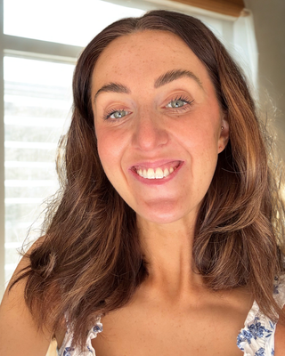 Photo of Rhian Seymour, Counsellor, MBACP
