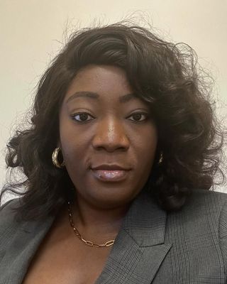 Photo of Khadijat Alade, Clinical Social Work/Therapist, MIS, MSW, LSW