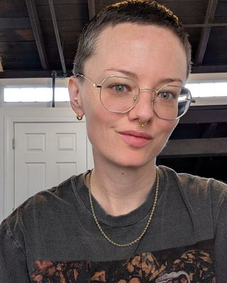 Photo of Elliot Helt, Marriage & Family Therapist, MA, LMFT