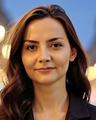 Photo of Pari Semsar, Licensed Professional Clinical Counselor, LPCC