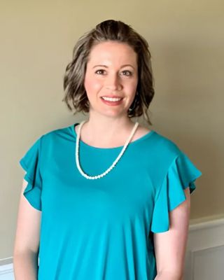 Photo of Hannah Purves, Licensed Professional Counselor, LPC