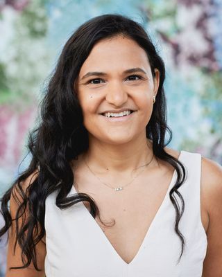 Photo of Liz Harripaul - Liz Harripaul | Trauma Anxiety EMDR, Registered Social Worker, BSW, MSW, RSW