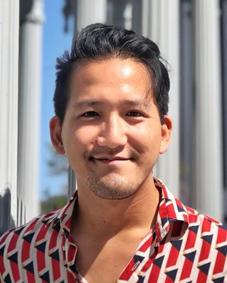 Photo of Mike Tran, Marriage & Family Therapist Associate, MA, AMFT