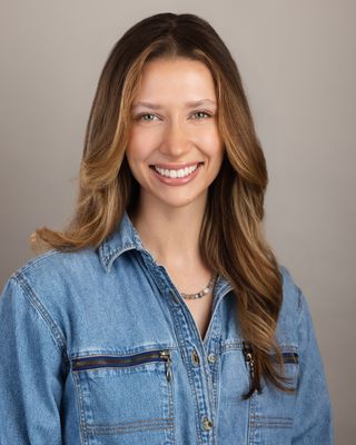 Photo of Lauren Cruickshank, Licensed Master Social Worker, LMSW