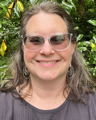 Photo of Sara Apgar, Pre-Licensed Professional, LMSW, LSSW