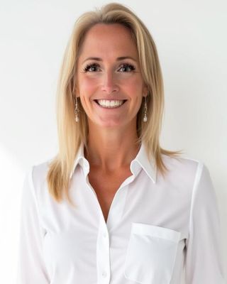 Photo of Terri J Ward, MA Psyc, BSW, RSW, CCC