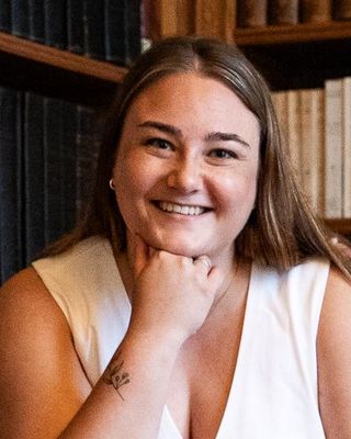 Photo of Julia Ross, Clinical Social Work/Therapist, MSW, LCSW