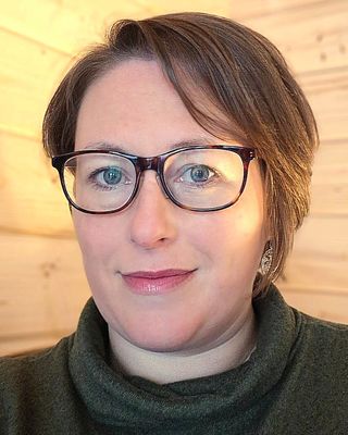 Photo of Emma Wynne Lopez, Psychotherapist, Pre-Accredited Member IACP