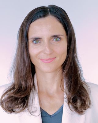 Photo of Elzbieta Kus, MSc, MA, Counsellor in Neuenburg
