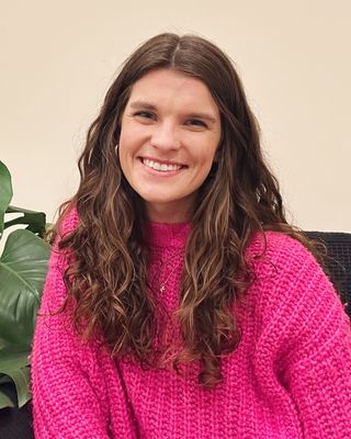 Photo of Bailey Thomas, Marriage & Family Therapist Associate, MA, LMFTA