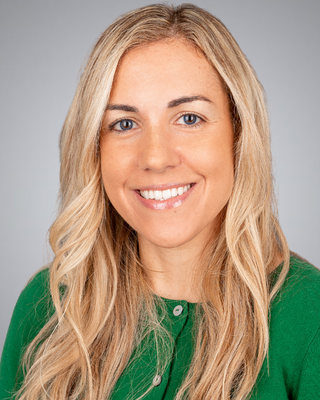 Photo of Andrea Papa-Molter, Psychiatrist, MD