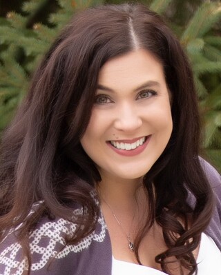 Photo of Amanda Swaw-Wyer, MSE, LPC, Licensed Professional Counselor in Appleton