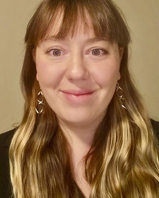 Photo of Sarah Erwin; High Esteem Counselling, Clinical Social Work/Therapist in Victoria, BC