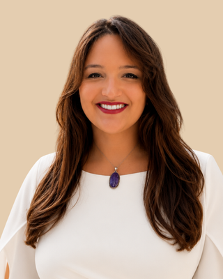 Foto de Dra. Juliana Millán Torres, Psicoterapeuta, Dr. en Psicología, ORCPS - Psicólogo