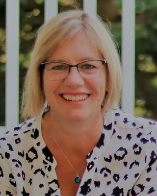 Photo of Tracy Johnston, Registered Psychotherapist in Foxboro, ON