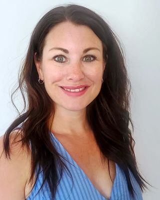 Photo of Dr Sarah St Ledger, Psychologist, PsychD, HCPC - Clin. Psych.