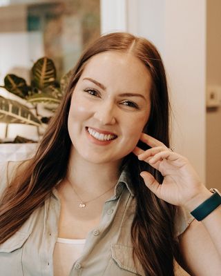 Photo of Hallie Zimmerman, Marriage & Family Therapist, MS, LIMHP, CMFT