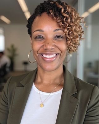 Photo of Quiana S Roberts, Counselor, LMHC, NCC, MHP