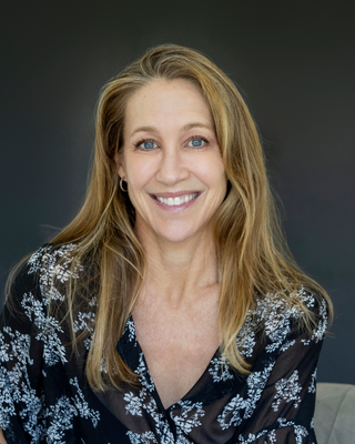 Photo of Kelli Olds - Mood and Motion Therapy, Marriage & Family Therapist, LMFT