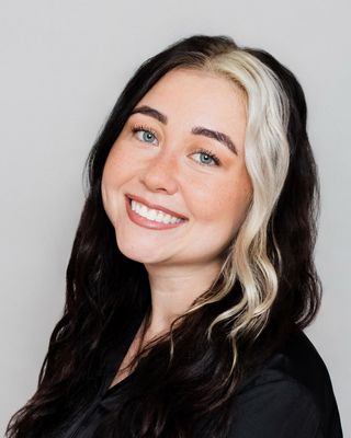 Photo of Melanie Bretecher, Registered Psychotherapist (Qualifying), RPQ