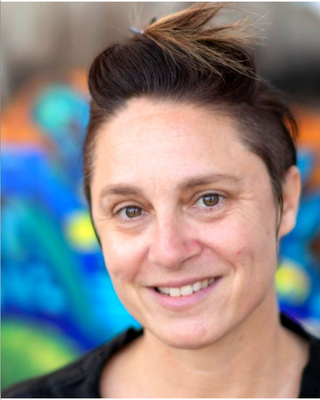 Photo of Jen Leland, Marriage & Family Therapist, MA, LMFT